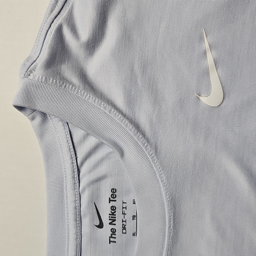 Nike Dri-FIT Legend Men's Fitness T-Shirt